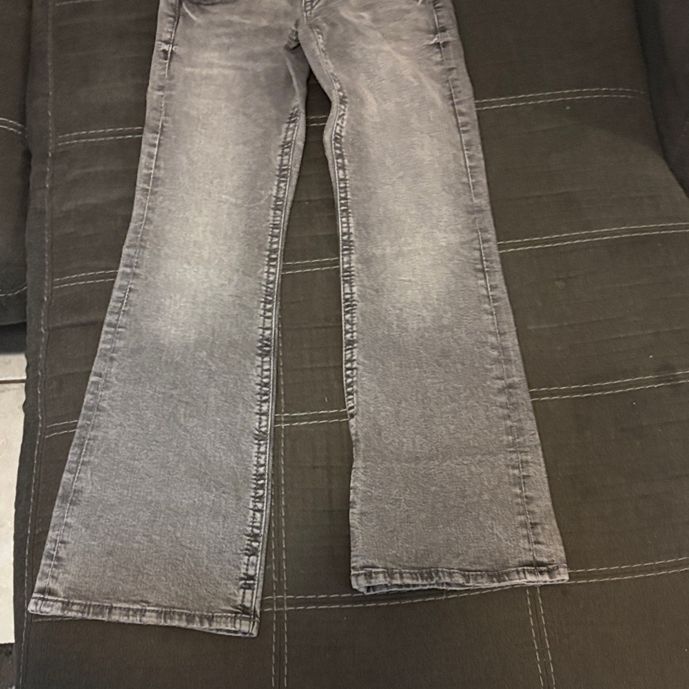 Women’s tight Gray Jeans(smoke free home)